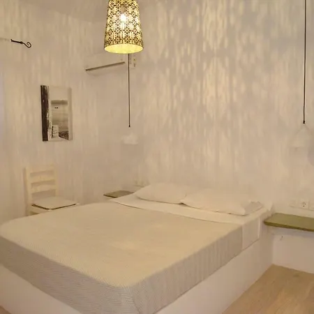 Veletas Apartments Αδάμας Εξωτερικό φωτογραφία